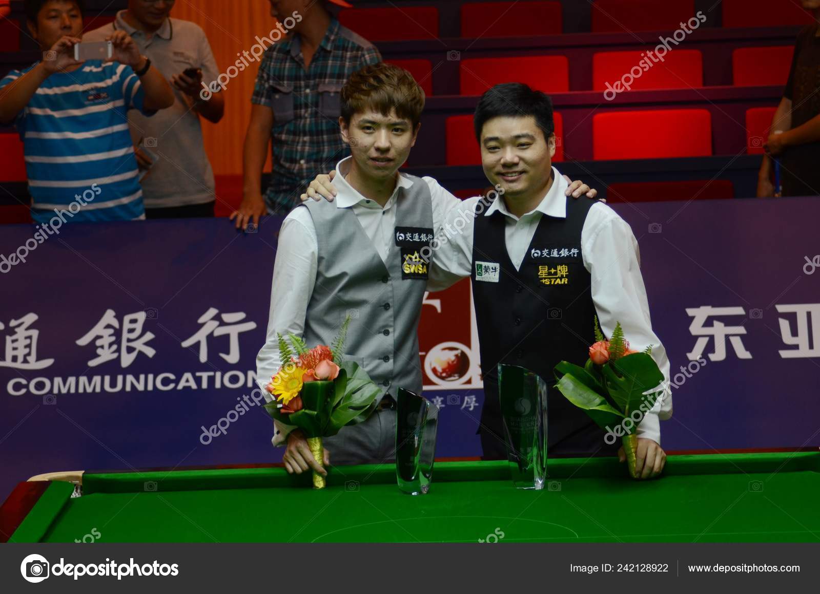 Chinese Snooker Player Ding Junhui Right Poses Chinese Snooker Player