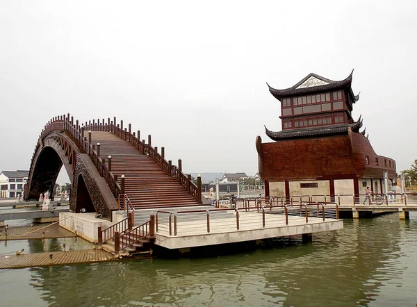 Світи Найдовший Span Дерев Яні Арки Моста Радісне Xujiang Бачили — стокове фото