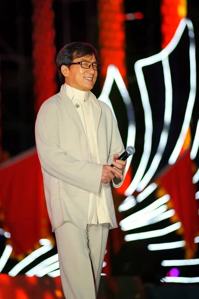 Jackie Chan Cantante Actor Hong Kong Sonríe Durante Concierto Estrellas — Foto de Stock