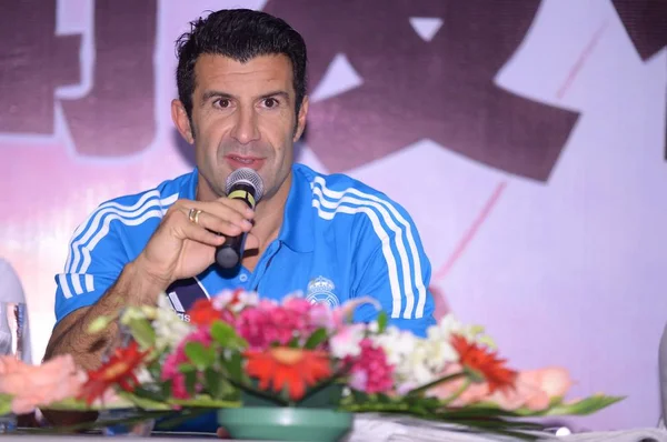 Portugalská Fotbalová Hvězda Luis Figo Real Madrid Leyendas Hovoří Tiskové — Stock fotografie