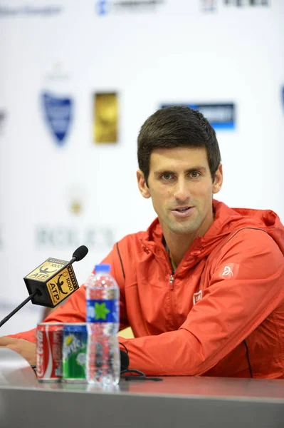 Der Serbische Tennisspieler Novak Djokovic Spricht Auf Der Pressekonferenz Für — Stockfoto