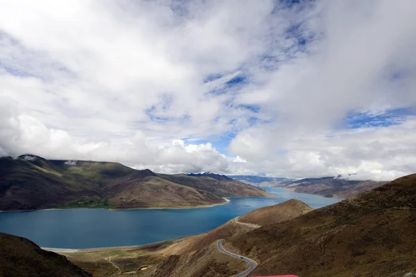 Tekintettel Yamdrok Lake Nagarze Megyében Délnyugatra Chinas Tibet Autonóm Régió — Stock Fotó