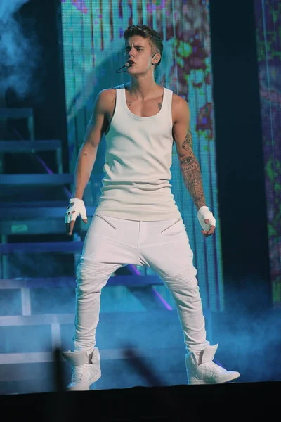 Canadese Pop Zanger Justin Bieber Presteert Tijdens Zijn Concert Beijing — Stockfoto