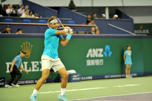 Rafael Nadal Spanyol Visszatér Egy Lövés Argentin Carlos Berlocq Során — Stock Fotó