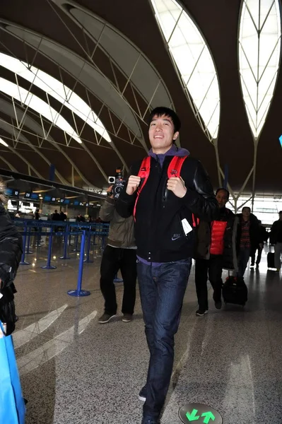 Star Cinese Liu Xiang Fotografata All Aeroporto Internazionale Shanghai Pudong — Foto Stock