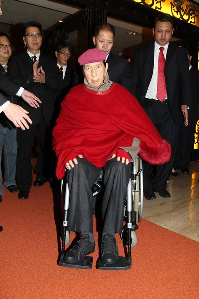 Magnate Macao Stanley Hung Sun Delante Sentado Una Silla Ruedas —  Fotos de Stock