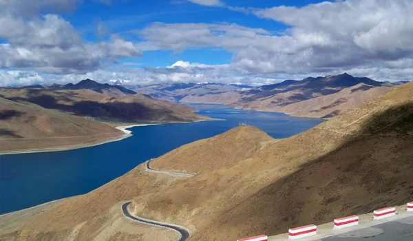 Vista Lago Yamdrok Condado Nagarze Sudoeste Região Autónoma Tibete Chinas — Fotografia de Stock