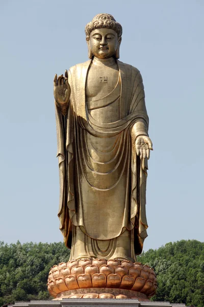 Zhongyuan Giant Buddha Képe Foquan Temple Lushan Megyében Pingdingshan Városban — Stock Fotó
