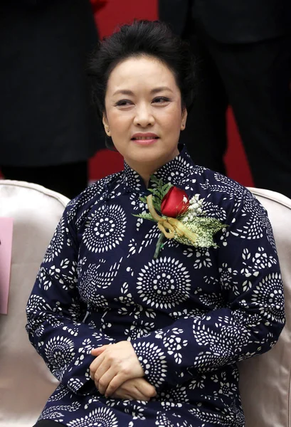 Soprano China Peng Liyuan Esposa Del Vicepresidente Chino Jinping Asiste —  Fotos de Stock