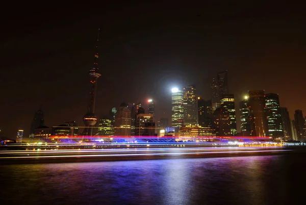 Νυχτερινή Άποψη Του Oriental Pearl Tower Τηλεόραση Πύργος Τζινμαο Shanghai — Φωτογραφία Αρχείου