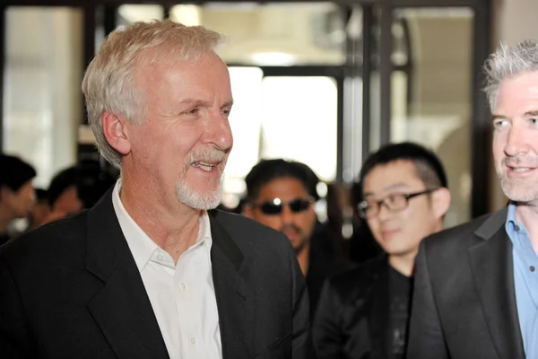 Kanadyjski Reżyser Producent James Cameron Lewo Przybywa Ceremonii Podpisania Ustanowienia — Zdjęcie stockowe