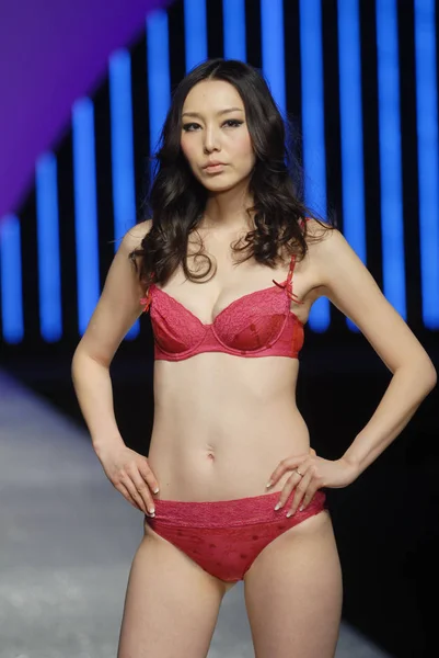 Eves Temptation Dessous Modenschau Auf Der China Fashion Week Herbst — Stockfoto