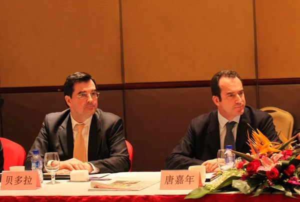 Pierre Bertholat Vice Presidente Carrefour China Thierry Gamier Vice Presidente — Fotografia de Stock