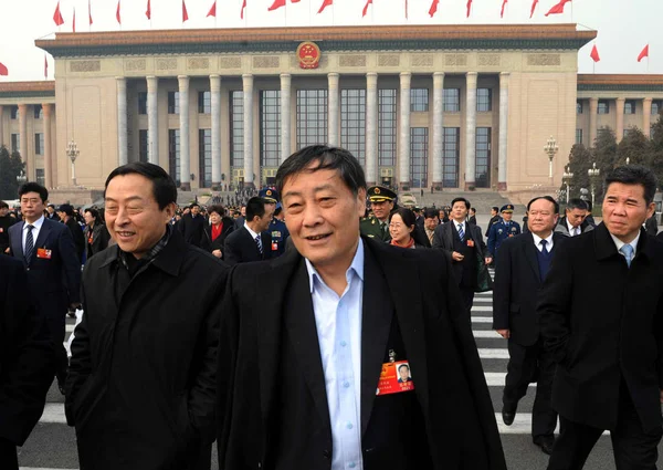 Zong Qinghou Centro Presidente Del Grupo Wahaha Otros Diputados Abandonan —  Fotos de Stock