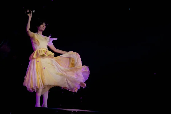 Hong Kong Singer Faye Wong Performs Concert Kunming Southwest Chinas — Stock Photo, Image