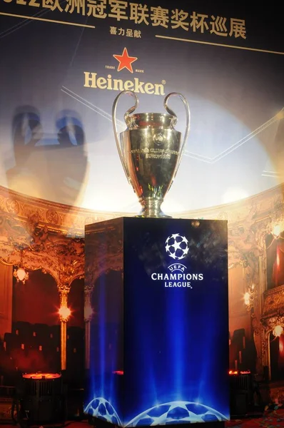 Trofee Van Uefa Champions League Wordt Afgebeeld Tijdens Een Promotionele — Stockfoto