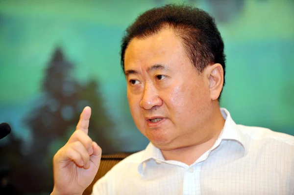 Soubor Wang Jianlin Předseda Dalian Wanda Group Hovoří Tiskové Konferenci — Stock fotografie