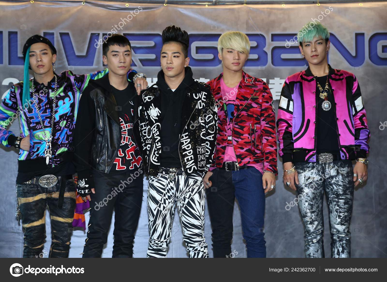 Members South Korean Boy Band Bigbang Pose Promotional Activity.