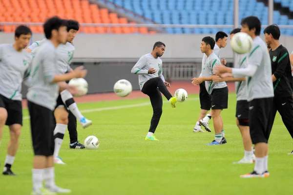 Jogadores Futebol Exercício Hangzhou Greentown Football Club Durante Uma Sessão — Fotografia de Stock