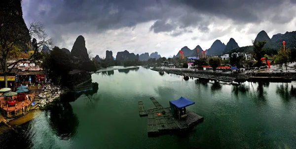 Vista Rio Sul Chinas Guangxi Zhuang Região Autónoma Março 2012 — Fotografia de Stock