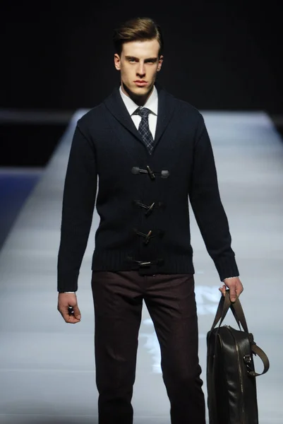 Sfilata Cadini Durante China Fashion Week Autunno Inverno 2012 Pechino — Foto Stock