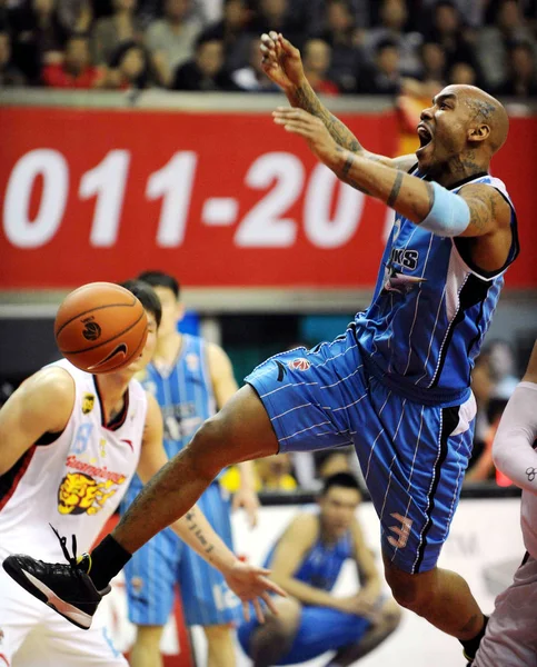 Stephon Marbury Beijing Ducks Top Reagiert Nach Ballverlust Gegen Guangdong — Stockfoto