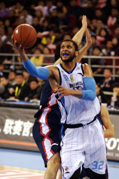 Randolph Morris Beijing Ducks Front Jumps Score Guangdong Tigers Fourth — 图库照片