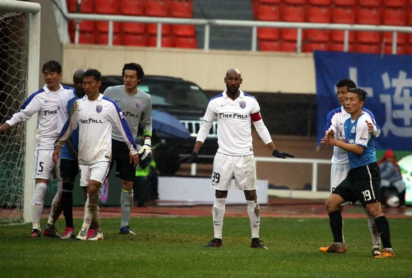 Striker Prancis Nicolas Anelka Dari Shanghai Shenhuas Digambarkan Pada Putaran — Stok Foto