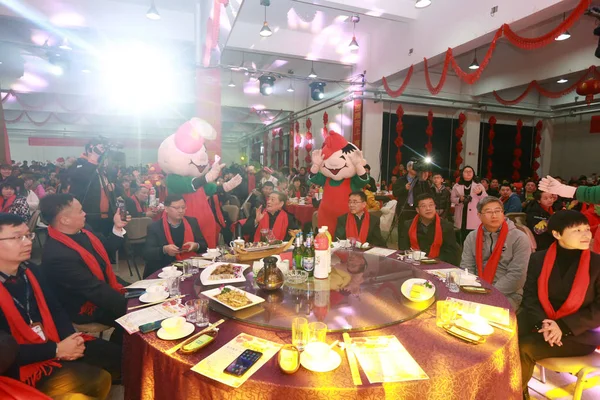 Zong Qinghou Presidente Grupo Wahaha Participa Jantar Ano Novo Wahaha — Fotografia de Stock