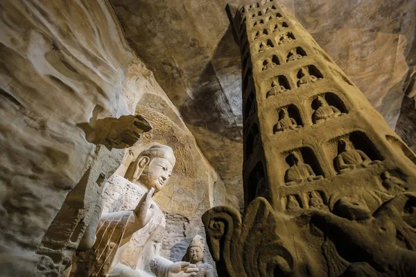 Réplicas Tamanho Real Impressas Estátuas Budistas Nas Grutas Yungang Estão — Fotografia de Stock