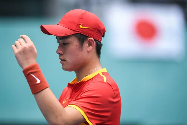 Yibing China Reage Enquanto Compete Contra Yoshihito Nishioka Japão Durante — Fotografia de Stock