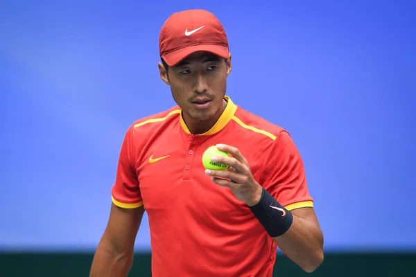 Zhe China Serve Contra Taro Daniel Japão Durante Eliminatória Copa — Fotografia de Stock