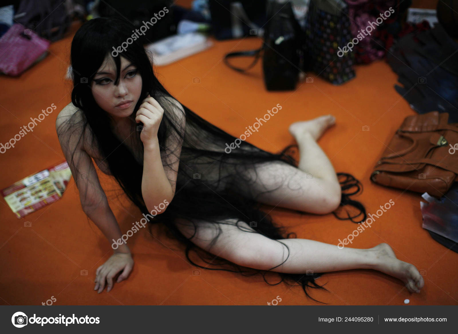 Naked Cosplay Girl Poses 2012 Shenzhen Cartoon Festival Shenzhen City –  Stock Editorial Photo © ChinaImages #244095280