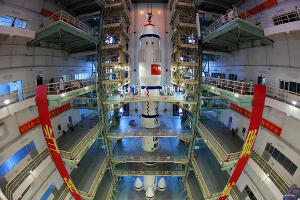 Das Raumschiff Shenzhou Shenzhou Wird Auf Einer Trägerrakete Vom Typ — Stockfoto