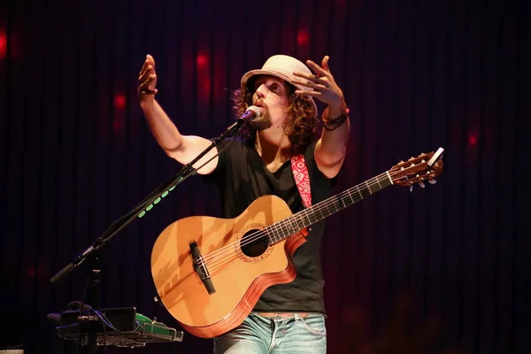 Americký Zpěvák Jason Mraz Provádět Jeho Koncert Šanghaji Grand Fázi — Stock fotografie