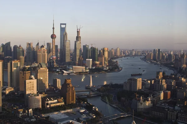 Silhuett Huangpu River Puxi Och Pudong Med Kluster Skyskrapor Och — Stockfoto