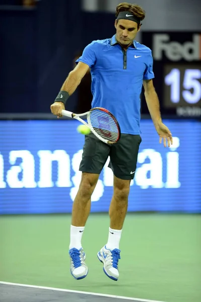 Roger Federer Aus Der Schweiz Gibt Einen Schuss Gegen Yen — Stockfoto