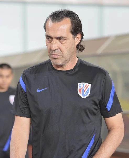 Entrenador Sergio Batista Shanghai Shenhua Mira Partido 25ª Ronda Super —  Fotos de Stock