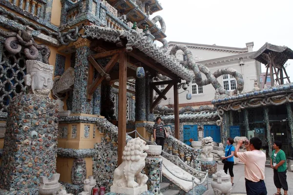 Des Visiteurs Sont Vus Maison Porcelaine Tianjin Tianjin Chine Juillet — Photo