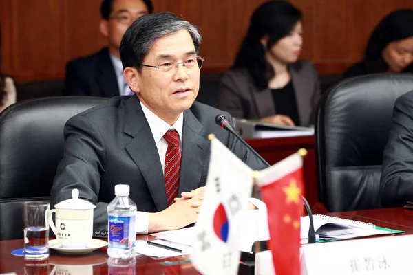 Заместитель Министра Торговли Республики Корея Чхве Сок Выступил Переговорах Свободной — стоковое фото