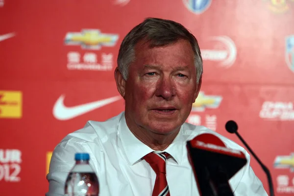 Capo Allenatore Sir Alex Ferguson Partecipa Una Conferenza Stampa Dopo — Foto Stock