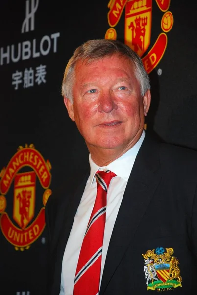 Cheftrainer Sir Alex Ferguson Von Manchester United Nimmt Einer Uhrenmodenschau — Stockfoto