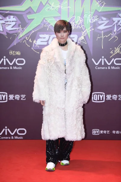 Chinese Singer Yuchun Chris Lee Poses She Arrives Red Carpet — Stock Photo, Image