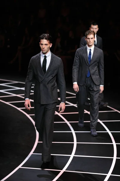 Giorgio Armani One Night Only Desfile Moda Beijing 798 Art — Foto de Stock