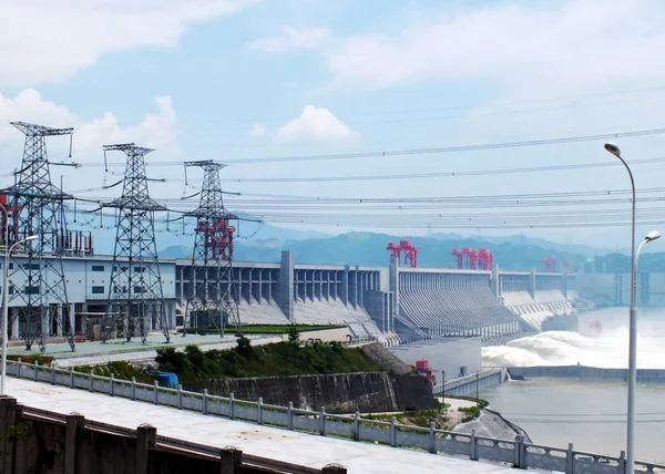 Floodwaters Van Yangtze Rivierstroom Uit Van Three Gorges Dam Yichang — Stockfoto