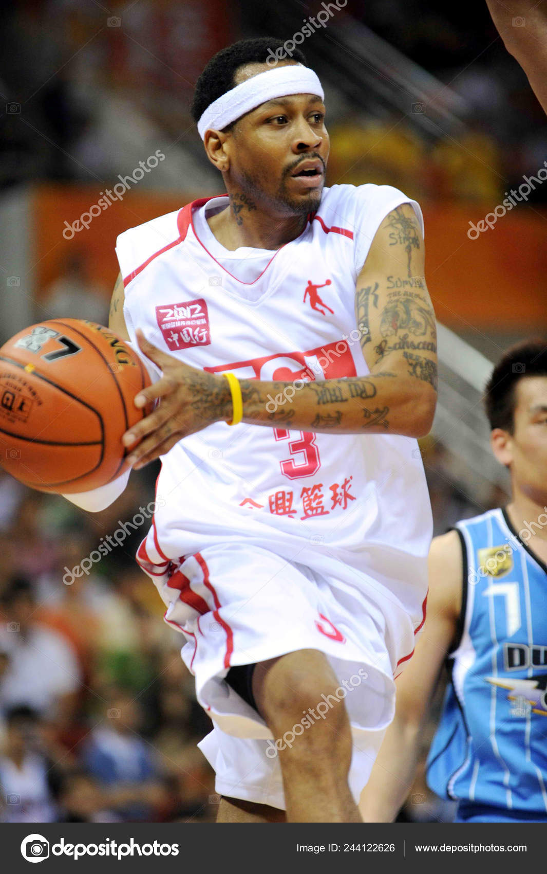 Allen Iverson 2010 All Star Men's Allen Iverson Stance 2010 NBA