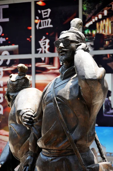 Conjunto Estatuas Bronce Sobre Tema Los Guerreros Terracota Qin Dynastys — Foto de Stock