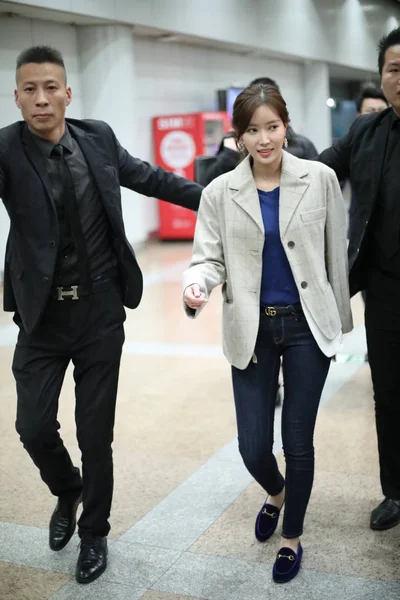 Południowokoreańska Aktorka Tak Hyang Centrum Dociera Beijing Capital International Airport — Zdjęcie stockowe