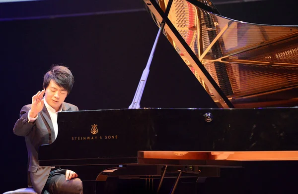 Čínský Klavírista Lang Lang Provádí Noci Číny Gala Barbican Centre — Stock fotografie