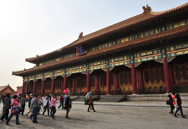 Visiteurs Sont Vus Musée Palais Pékin Chine Avril 2012 — Photo
